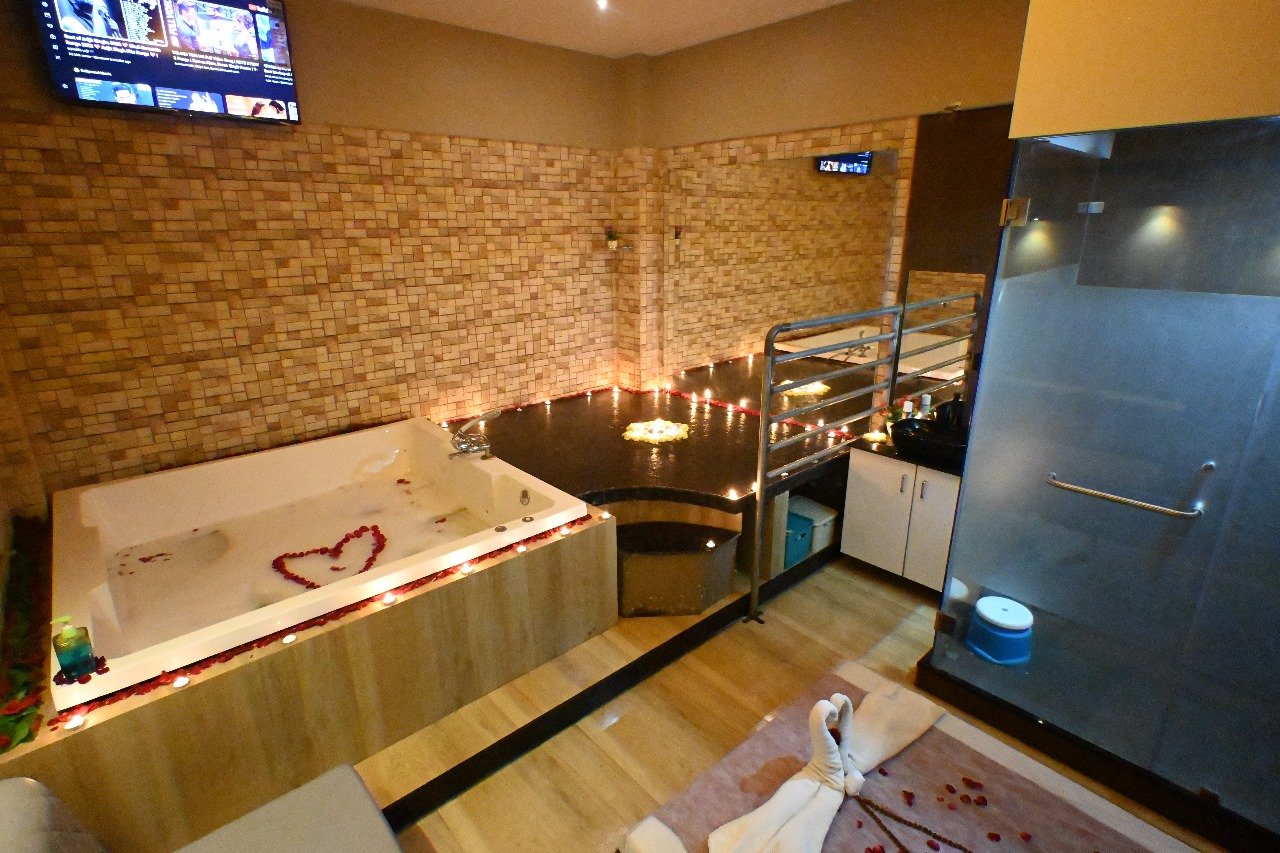Royal Oak Spa Interior 3