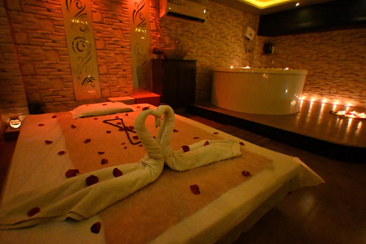 Royal Oak Spa Interior 4